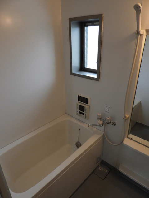 バス・シャワールーム　Ａ２０１　浴室