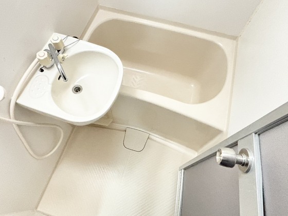 バス・シャワールーム　バス