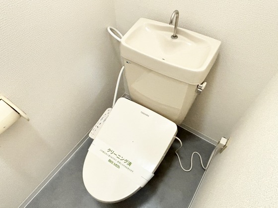 トイレ　トイレ