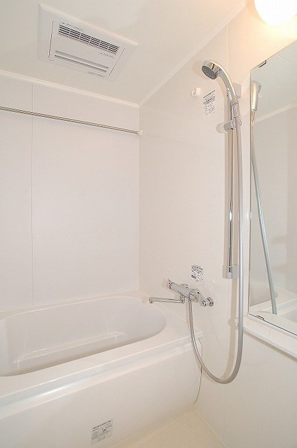 バス・シャワールーム　バスルーム