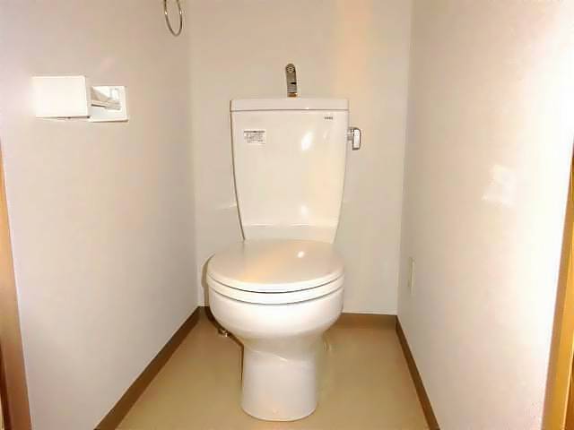 トイレ　人気のセパレートタイプです