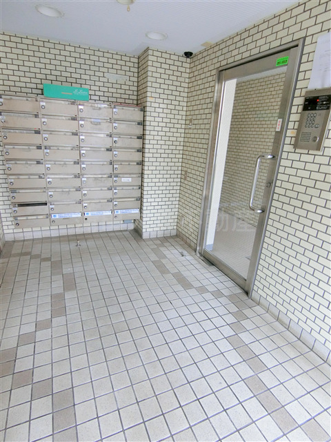 エントランス　オートロック管理人室メールBOX　エントランス