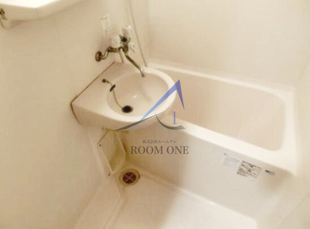 バス・シャワールーム　お風呂です。