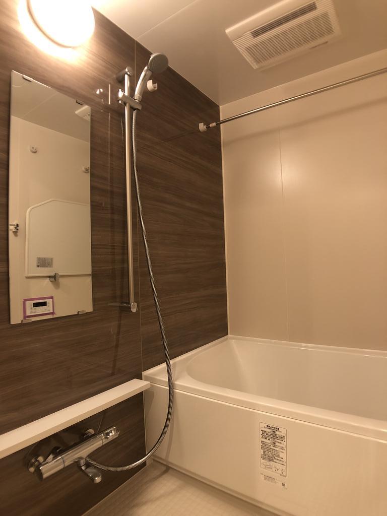バス・シャワールーム　※同建物別住戸参考写真