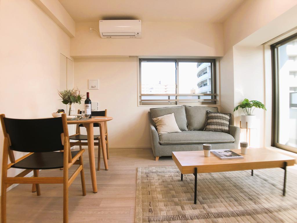 居室・リビング　※同建物別住戸参考写真