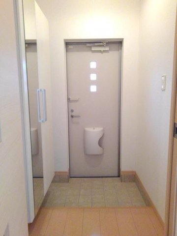 玄関　きれいな玄関です