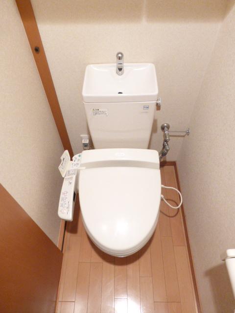 トイレ　トイレ