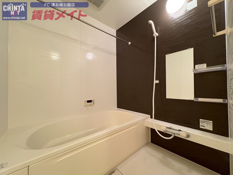 バス・シャワールーム　別部屋参考写真です。