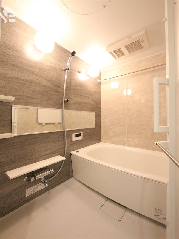 バス・シャワールーム