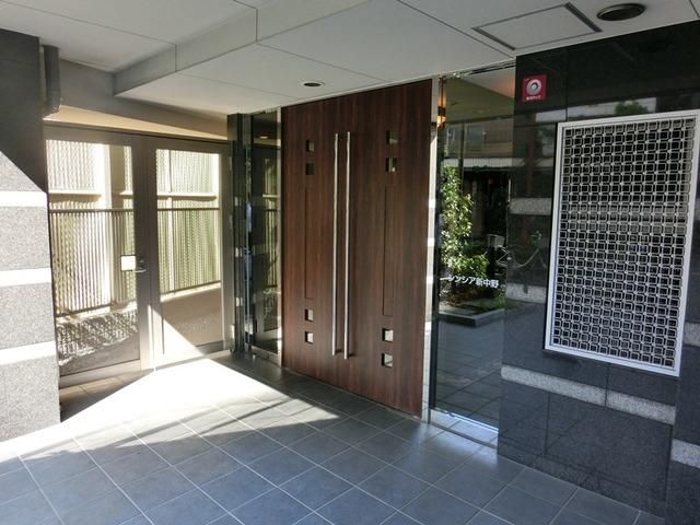 エントランス　★エントランス★