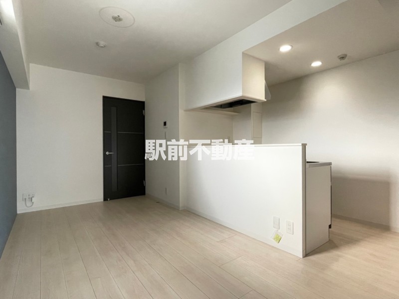 居室・リビング　別部屋写真流用