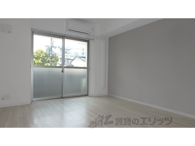 居室・リビング　居室