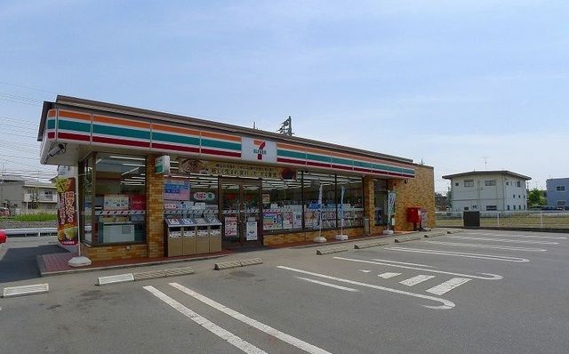 コンビニ　セブンイレブン　竜舞南店（コンビニ）まで400m