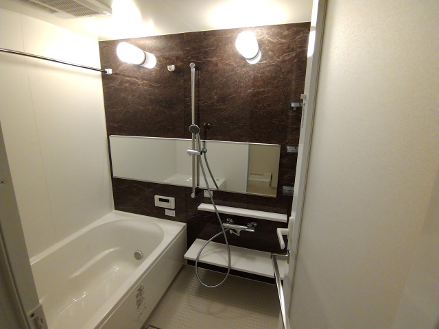 バス・シャワールーム