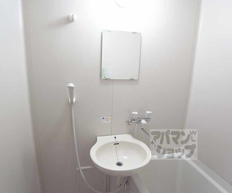 洗面設備　洗面台です。