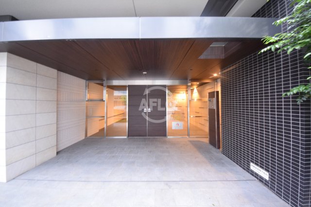 エントランス　コンフォリア心斎橋ＥＡＳＴ　エントランス