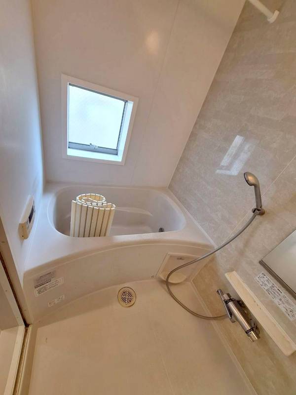 バス・シャワールーム　★追炊き・浴室乾燥機付きのお風呂★