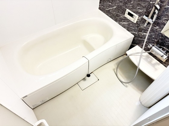 バス・シャワールーム　一坪風呂