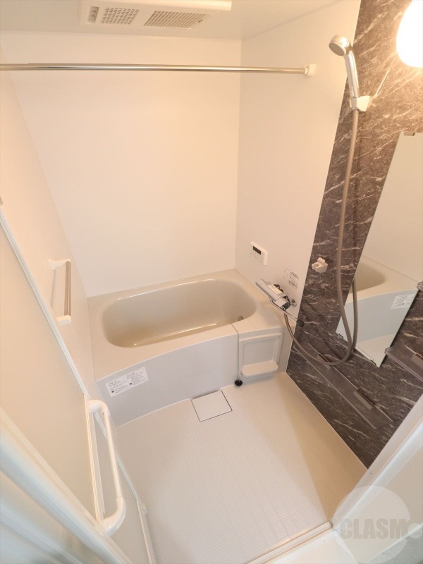 バス・シャワールーム　追い炊き＆浴室乾燥機付き
