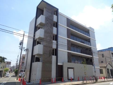 建物外観　外観写真（昼）