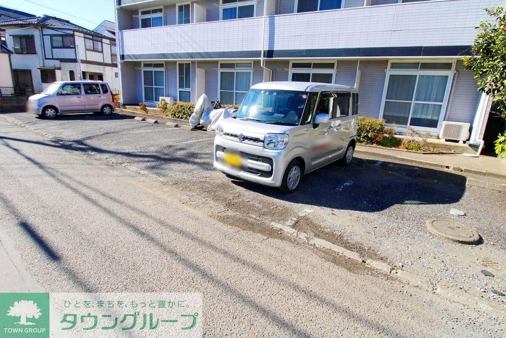 駐車場　駐車場