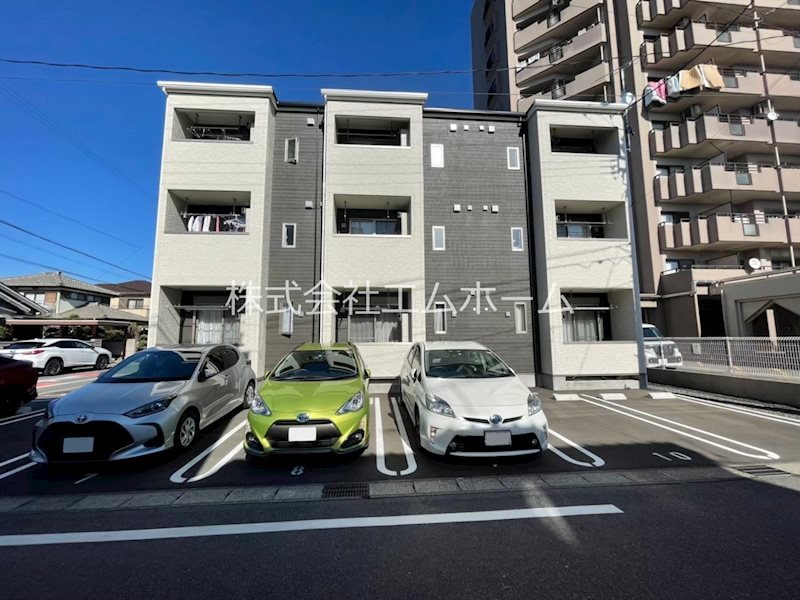 建物外観　外観　　屋根付駐輪場