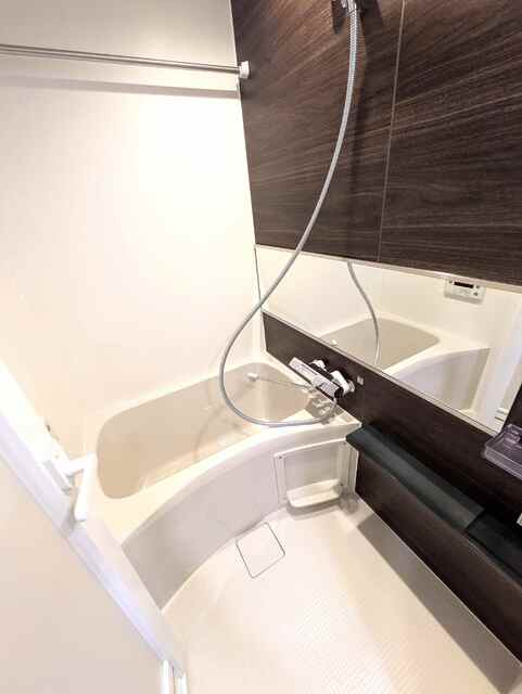 バス・シャワールーム　◆便利な浴室乾燥機付きのバスルーム◆