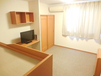 居室・リビング　家具家電付き