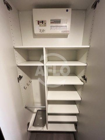 収納　コンフォリア・リヴ博労町一丁目Q　シューズボックス