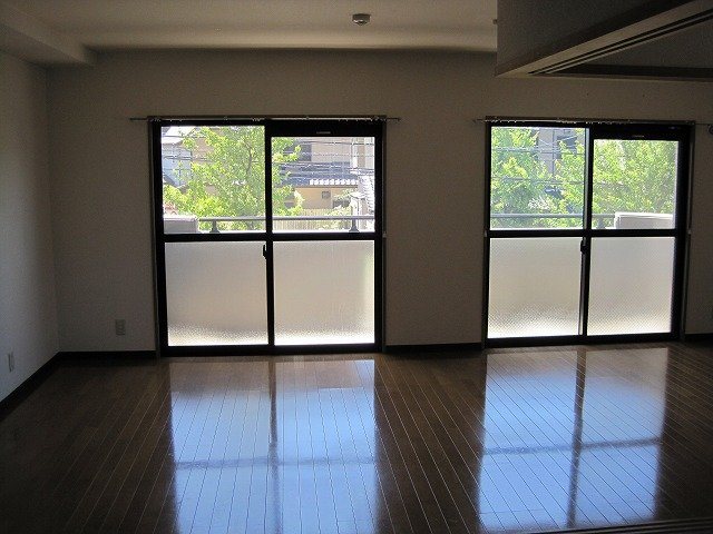 居室・リビング　（イメージ）