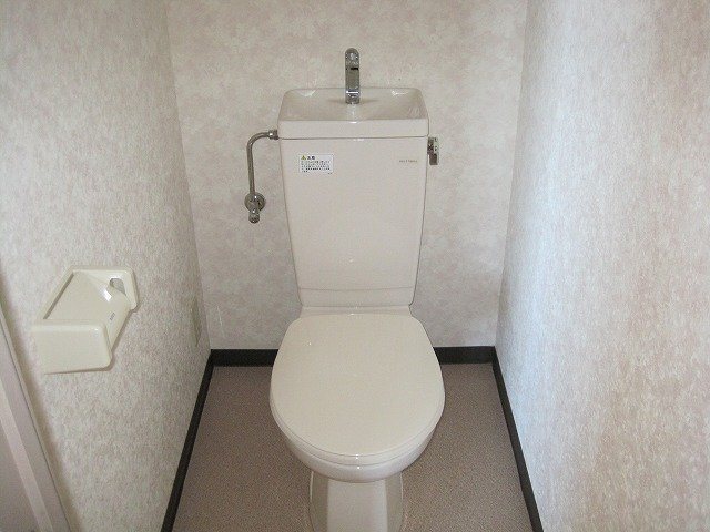 トイレ　（イメージ）