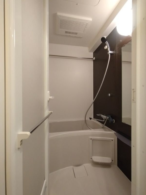 バス・シャワールーム　風呂