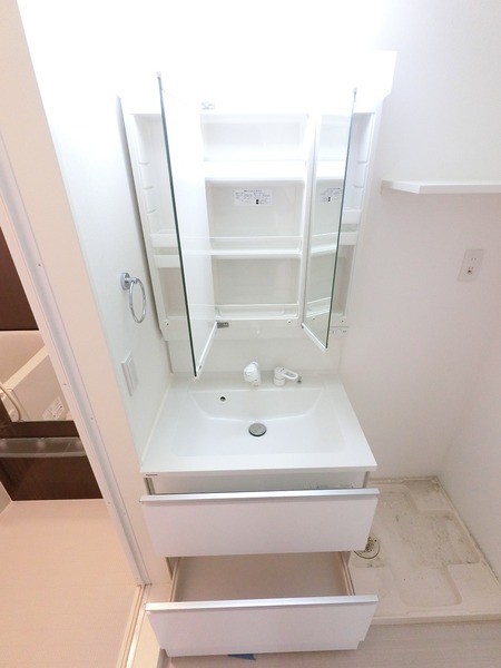 洗面設備　シャンプードレッサー