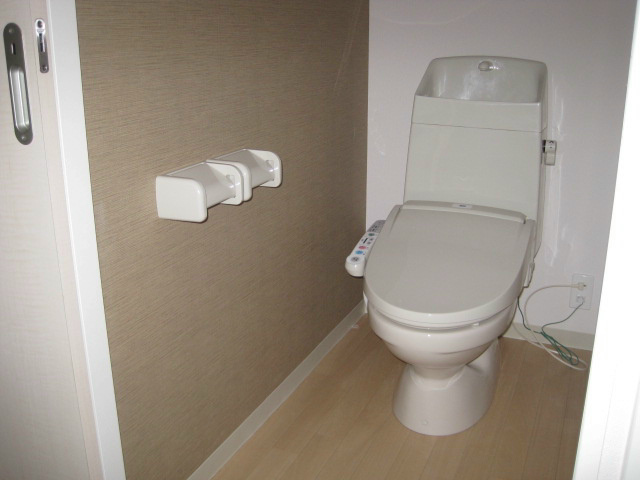 トイレ　同型タイプ
