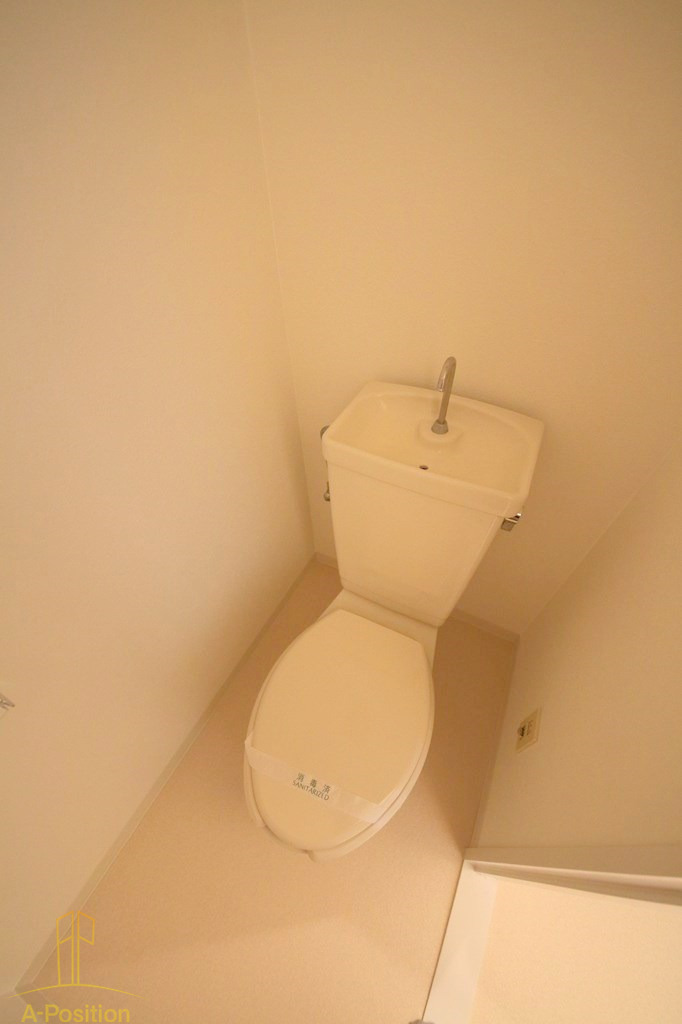 トイレ　エーデルブルグ