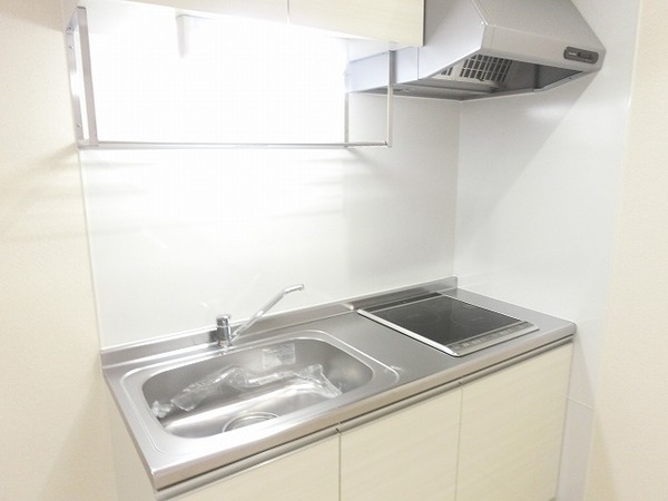 キッチン　お料理好きの方に嬉しいシステムキッチン！