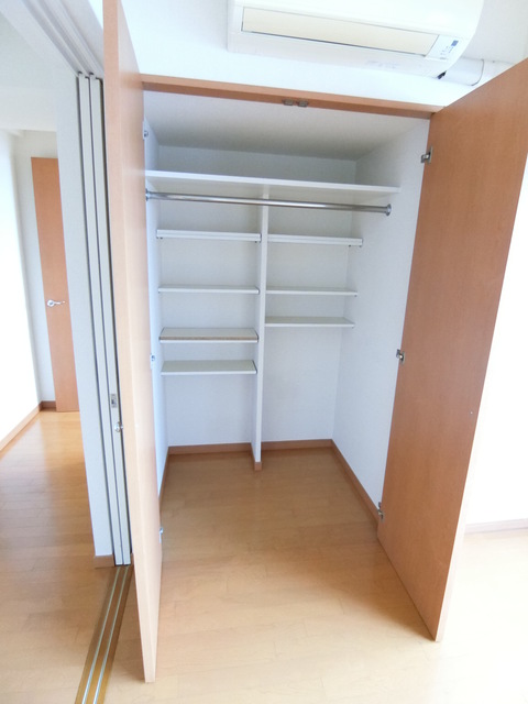 収納　リビング収納