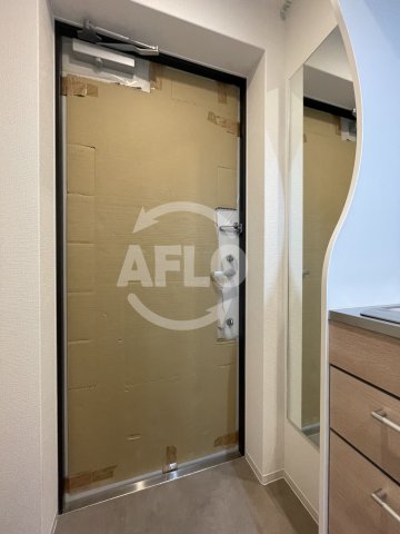 玄関　セレニテ阿波座ミラク　玄関