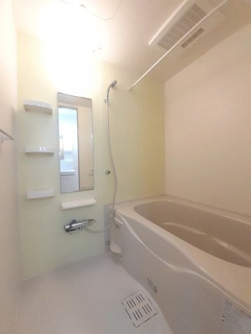バス・シャワールーム　日々の疲れを癒すお風呂付です