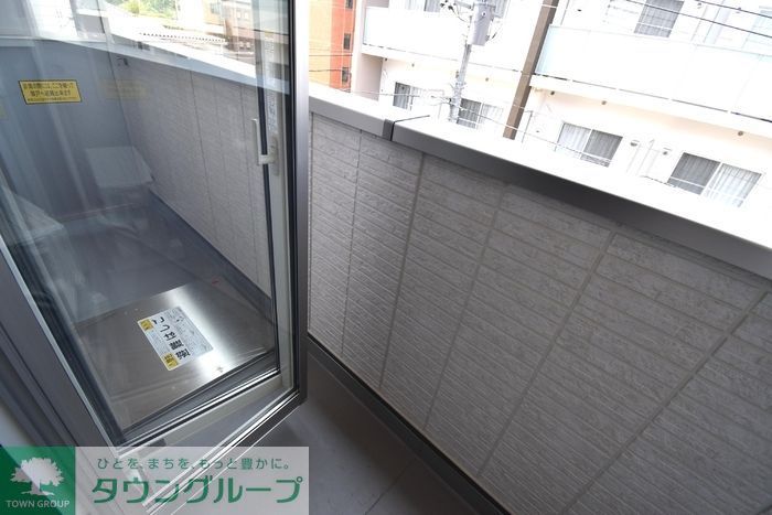 バルコニー　バルコニー