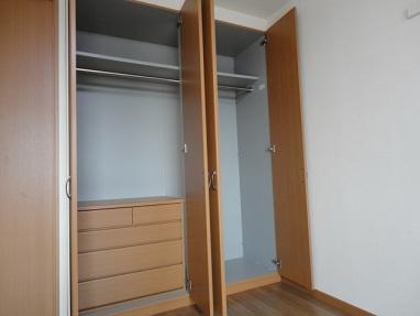 収納　クローゼット