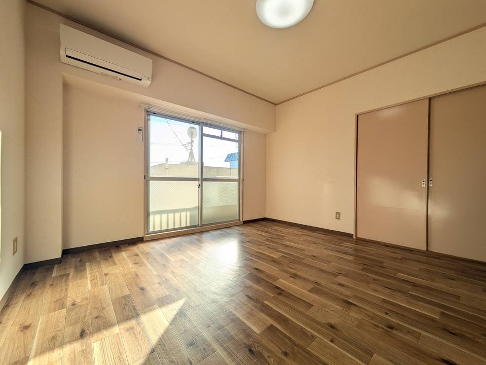 居室・リビング　リビング