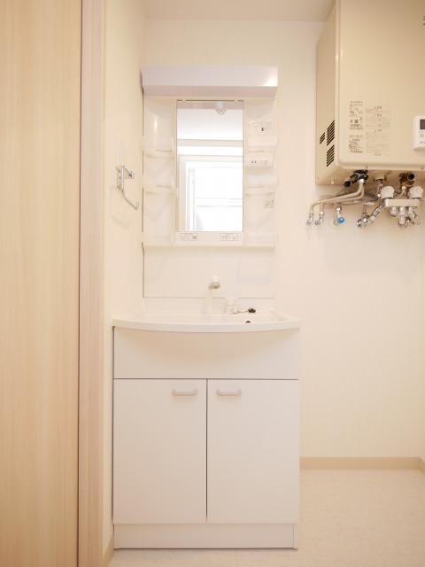 洗面設備　シャンプードレッサーあります☆