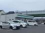 コンビニ　ファミリーマート　葛の葉町北店（コンビニ）まで322m