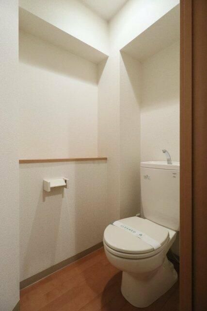 トイレ　ゆったりとした空間のトイレです