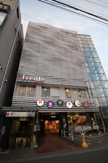 ショッピングセンター　フレンテ明大前（ショッピングセンター）まで326m