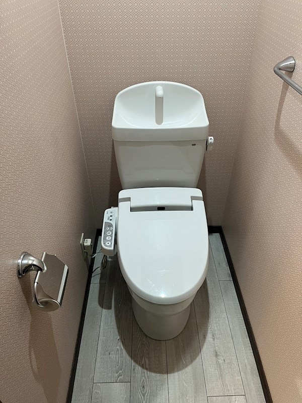 トイレ　同型タイプ