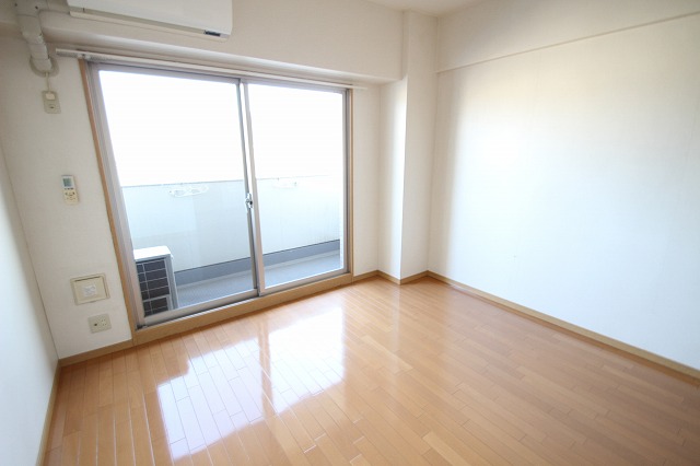 その他部屋・スペース　同物件別号室のものです。