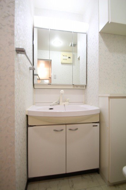 洗面設備　同物件別号室のものです。