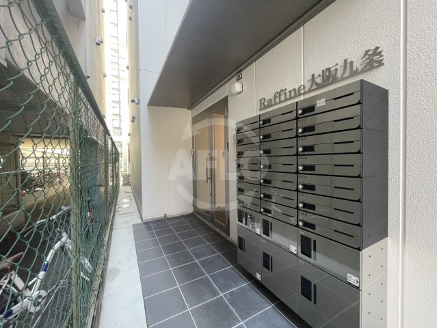 エントランス　Raffine大阪九条　エントランス